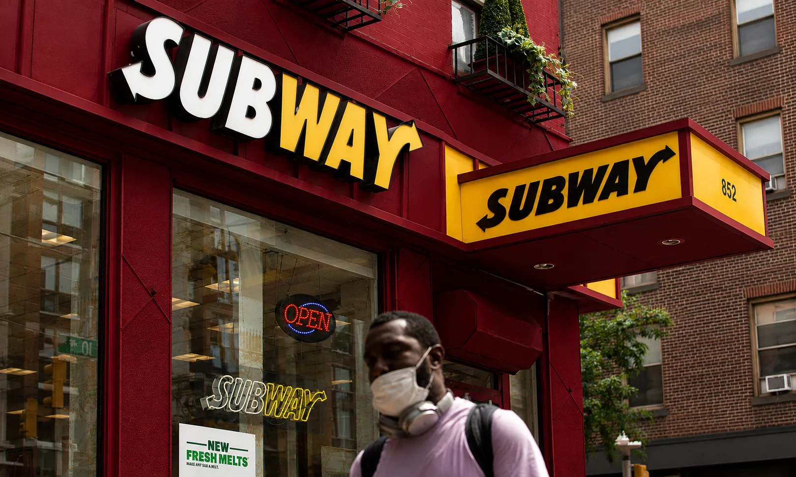 Subway restaurant storefront sign and exterior