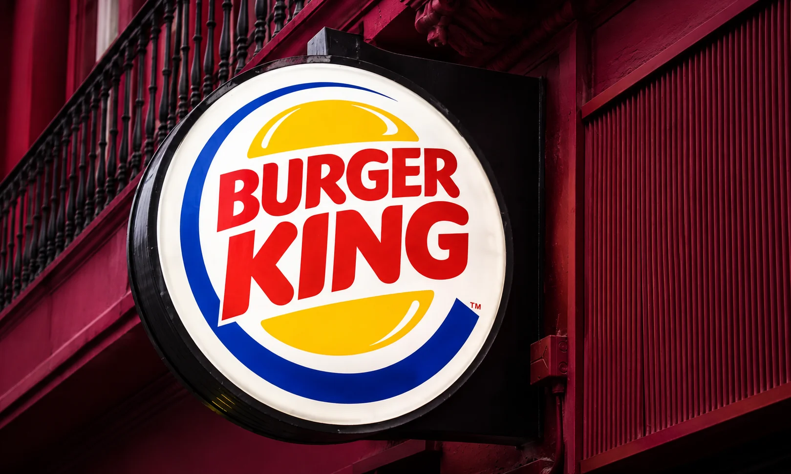 Burger King restaurant building exterior