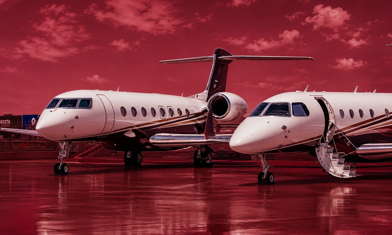 An article or document explaining what a private jet charter is.