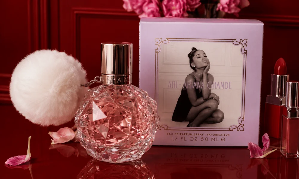 Cloud and signature perfumes by Ariana Grande