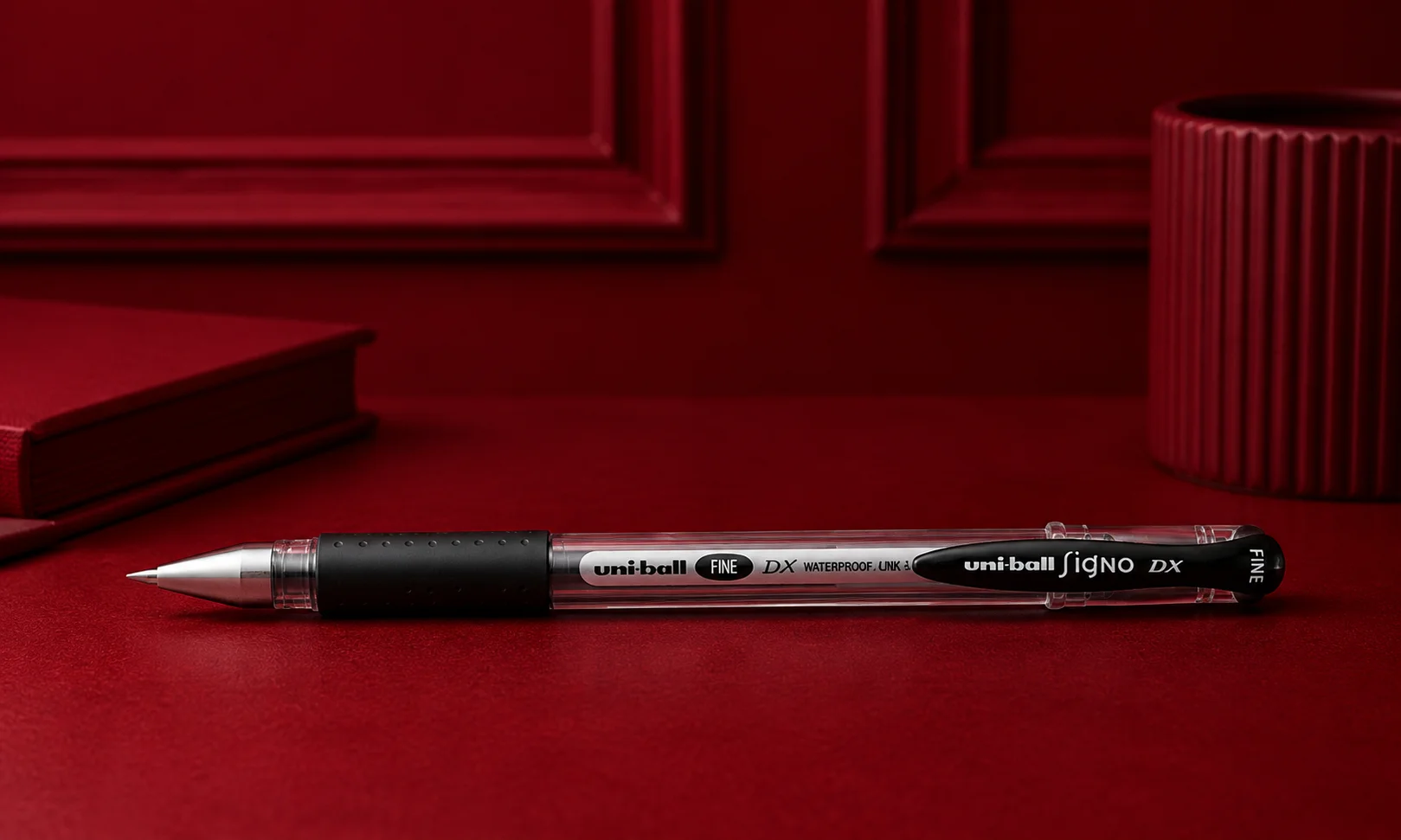 Smooth writing performance of the Uni-ball Signo DX